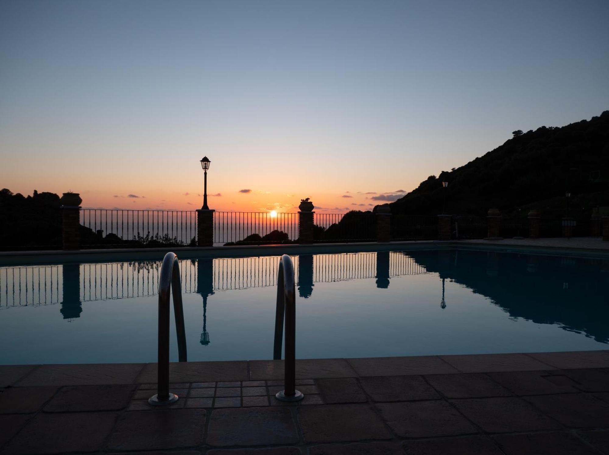Il Tramonto Tanca Piras Villa Nebida Luaran gambar